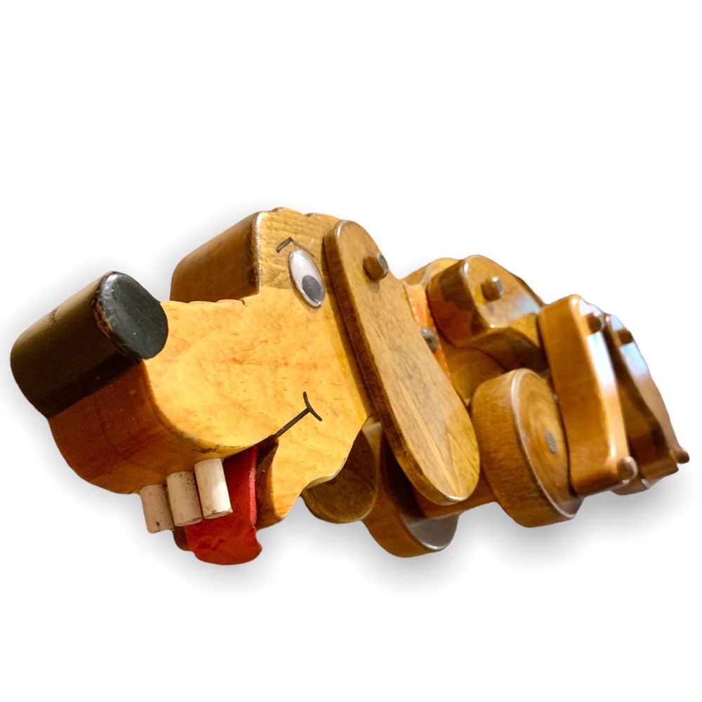 Vintage silly toothy wood pull dog homemade folk - derpy rolling wiener 70s OOAK